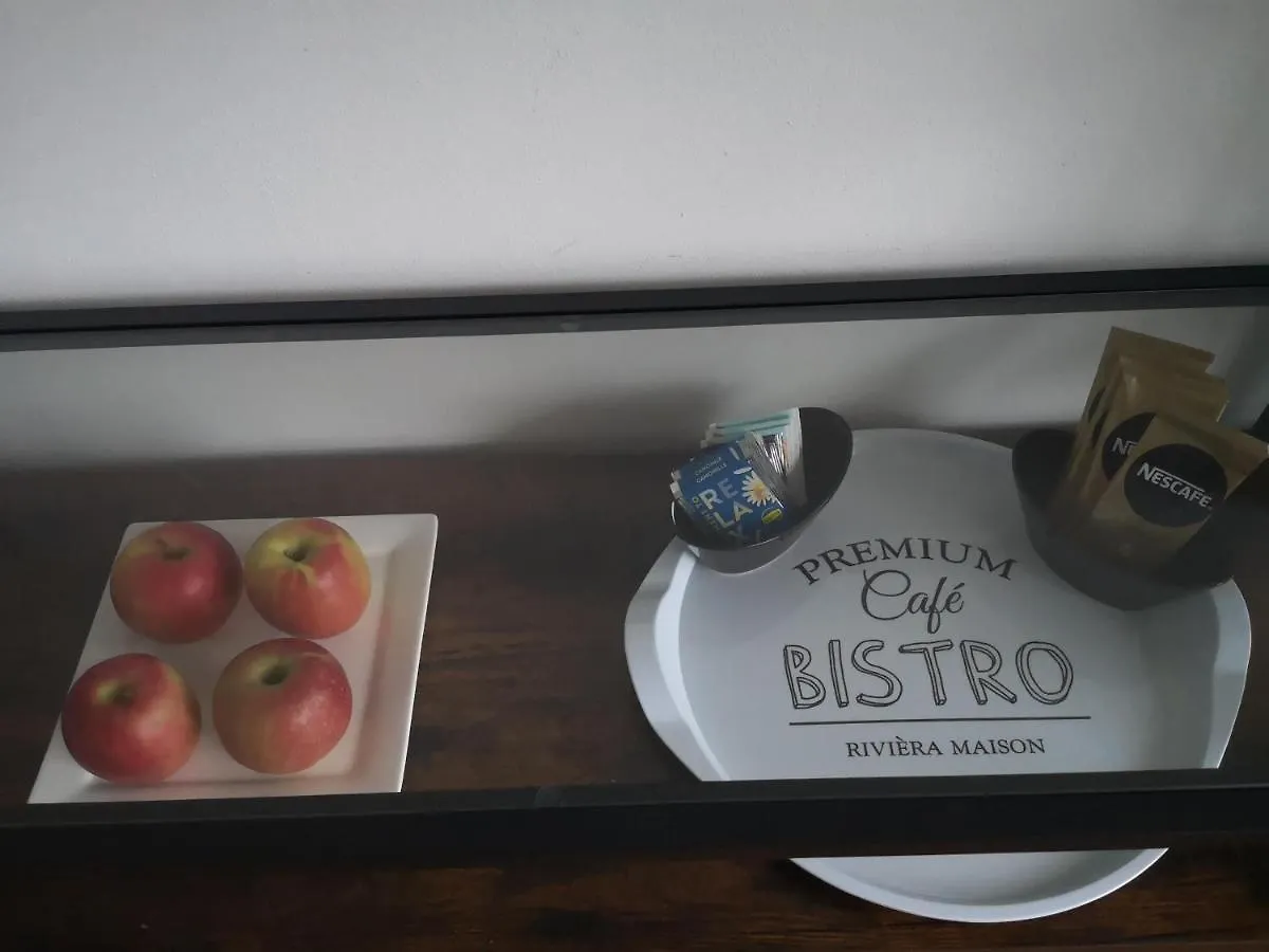 Benvenuto Apartment The Hague Homestay